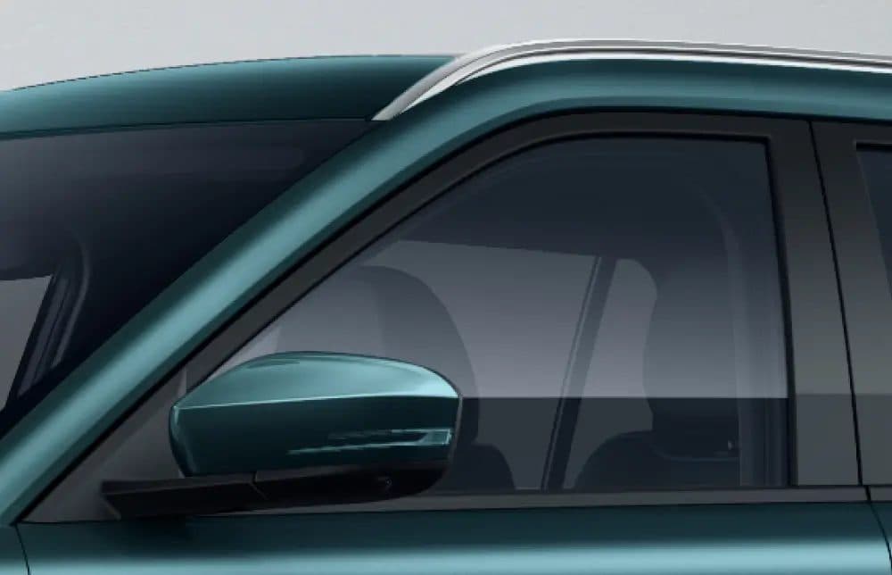 Jaecoo J5 EV double-glazed front window