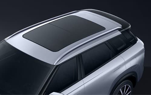 Jaecoo J7 panoramic sunroof seen from above