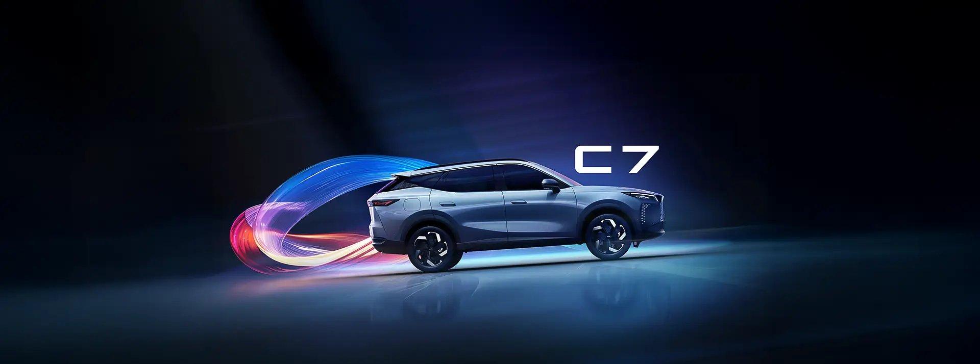 Omoda C7 side profile with light trails