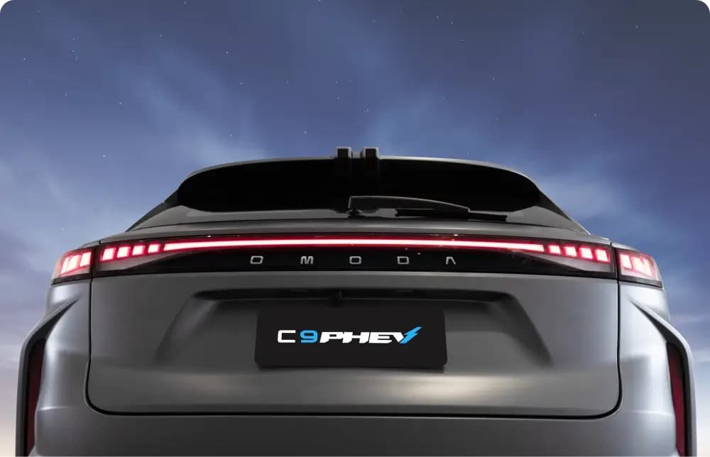 Omoda C9 PHEV 3D-effect tail lamps